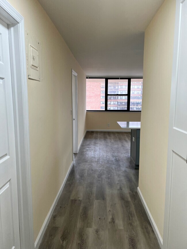 Building Photo - 270 Marin Blvd