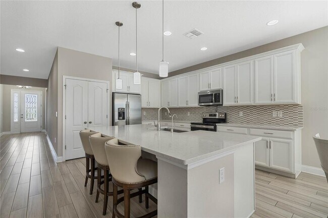 Building Photo - 3323 Puxton Dr