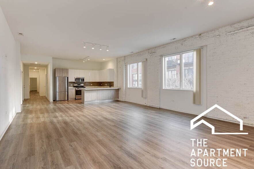 Building Photo - 2550 S Wabash Ave