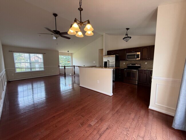 Building Photo - 20850 Autumn Mill Ct