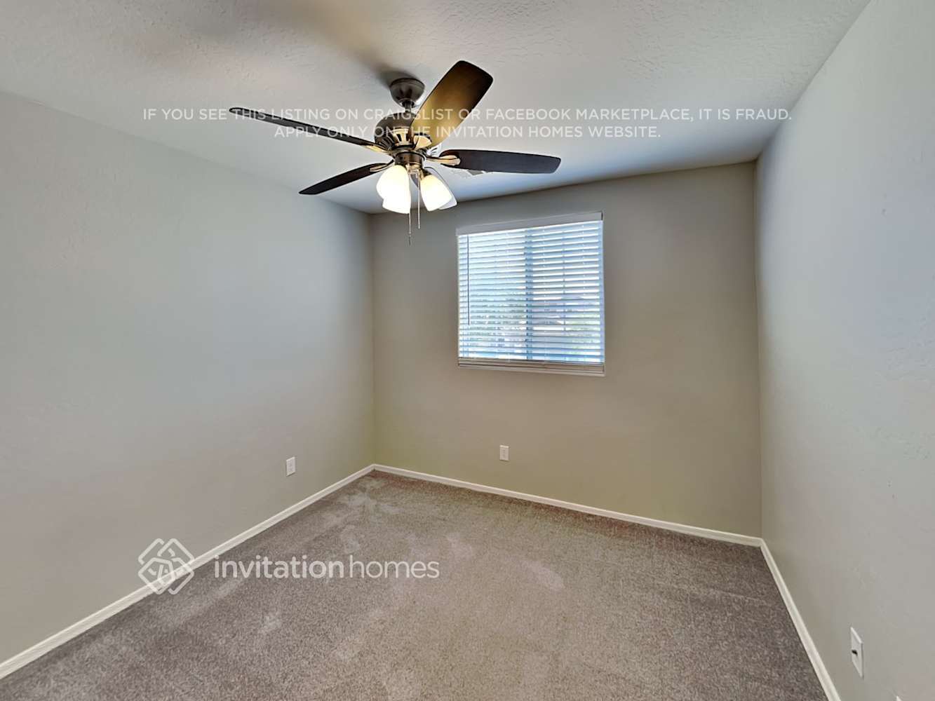 Building Photo - 41256 W Little Dr