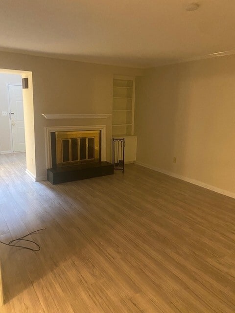 Building Photo - 4042 Camellia Dr