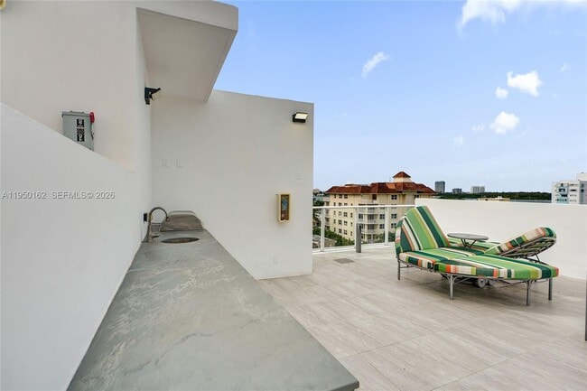 Building Photo - 1170 101st St