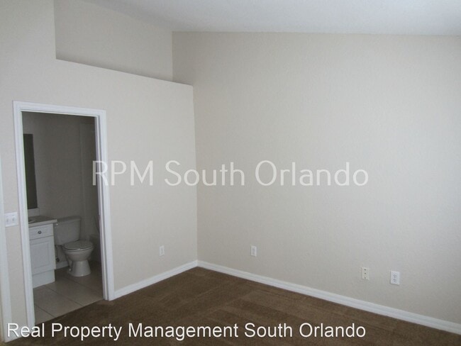 Building Photo - 2 br, 2.5 bath House - 4215 Plantation Cov...