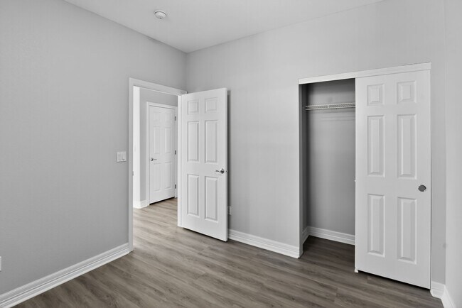 Building Photo - 17381 Waterhouse Cir