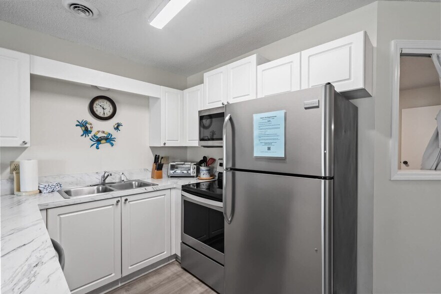 Building Photo - 1920 Bent Grass Dr