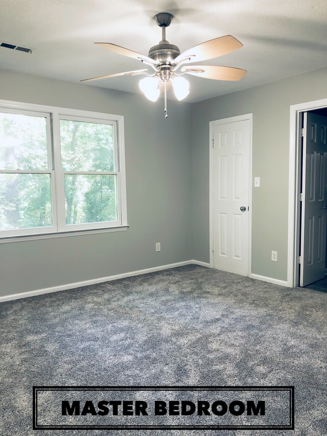 Building Photo - 516 Brent Rd