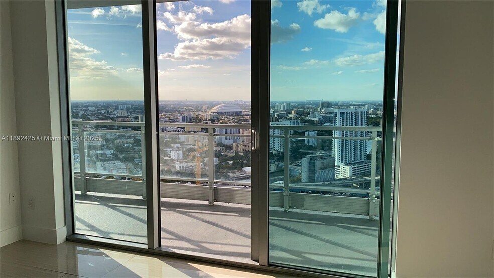 Building Photo - 90 SW 3rd St