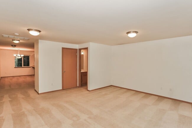 Building Photo - 7606 Berkeley Pl