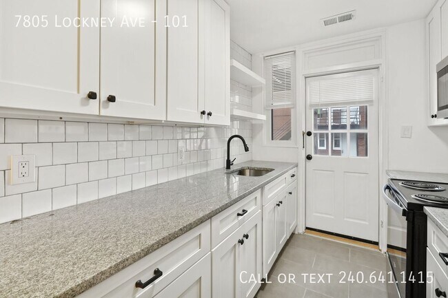 Building Photo - 7805 Lockney Ave