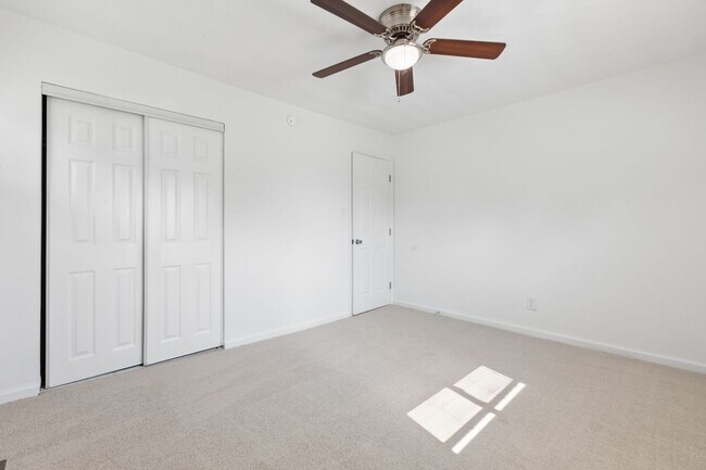 Building Photo - Beautiful Split Level Home in Norfolk!!