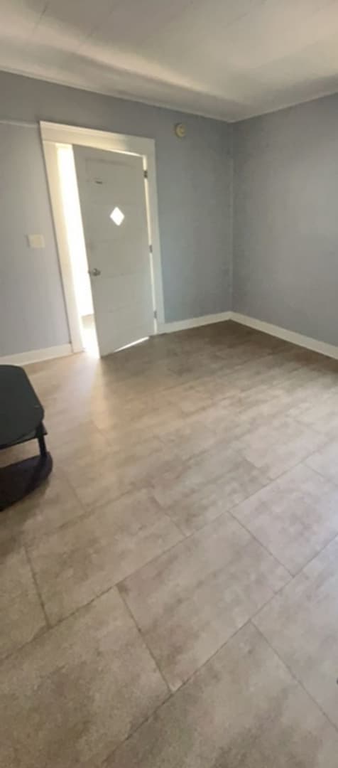 Building Photo - 4BR/1BA house- LEASING SPECIAL - sign a 13-month lease by 7/31/2026 and second month is free!