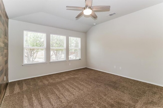 Building Photo - 21606 Bluejay Blvd