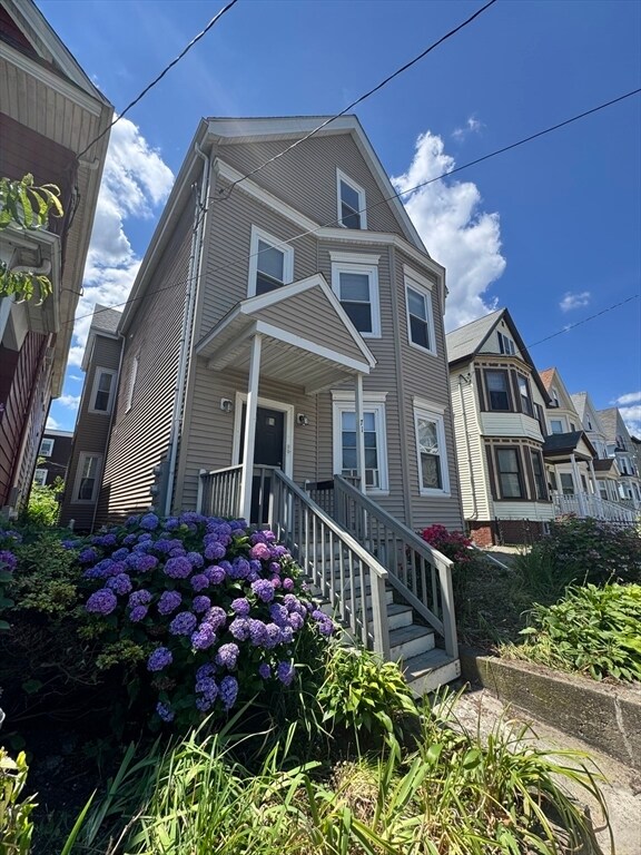Building Photo - 71 Harbor View St