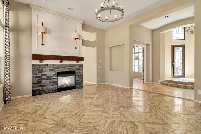 Building Photo - 7694 E Manana Dr