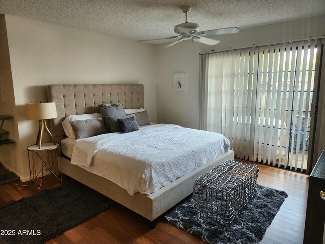 Building Photo - 7557 N Dreamy Draw Dr