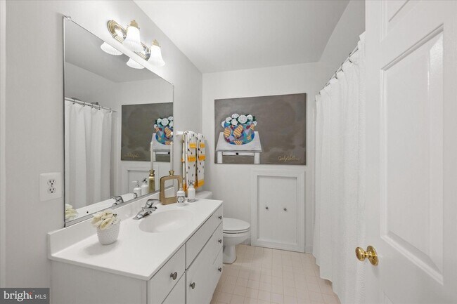 Building Photo - 5015 Waple Ln