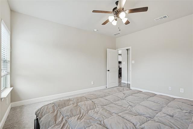 Building Photo - 537 Oleander Dr