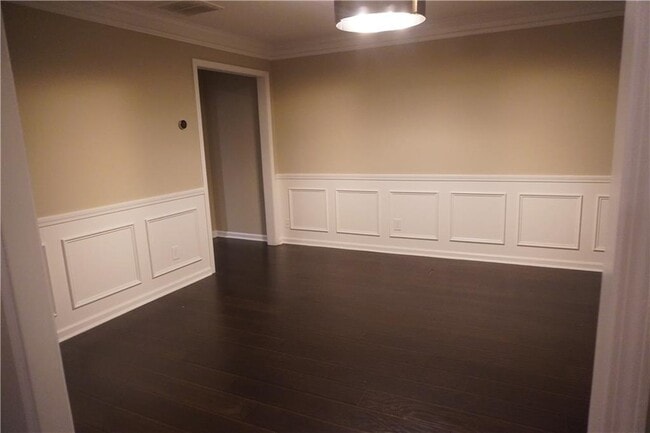 Building Photo - 840 Paper Creek Dr SE