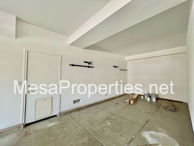 Building Photo - 1774 Wright Pl