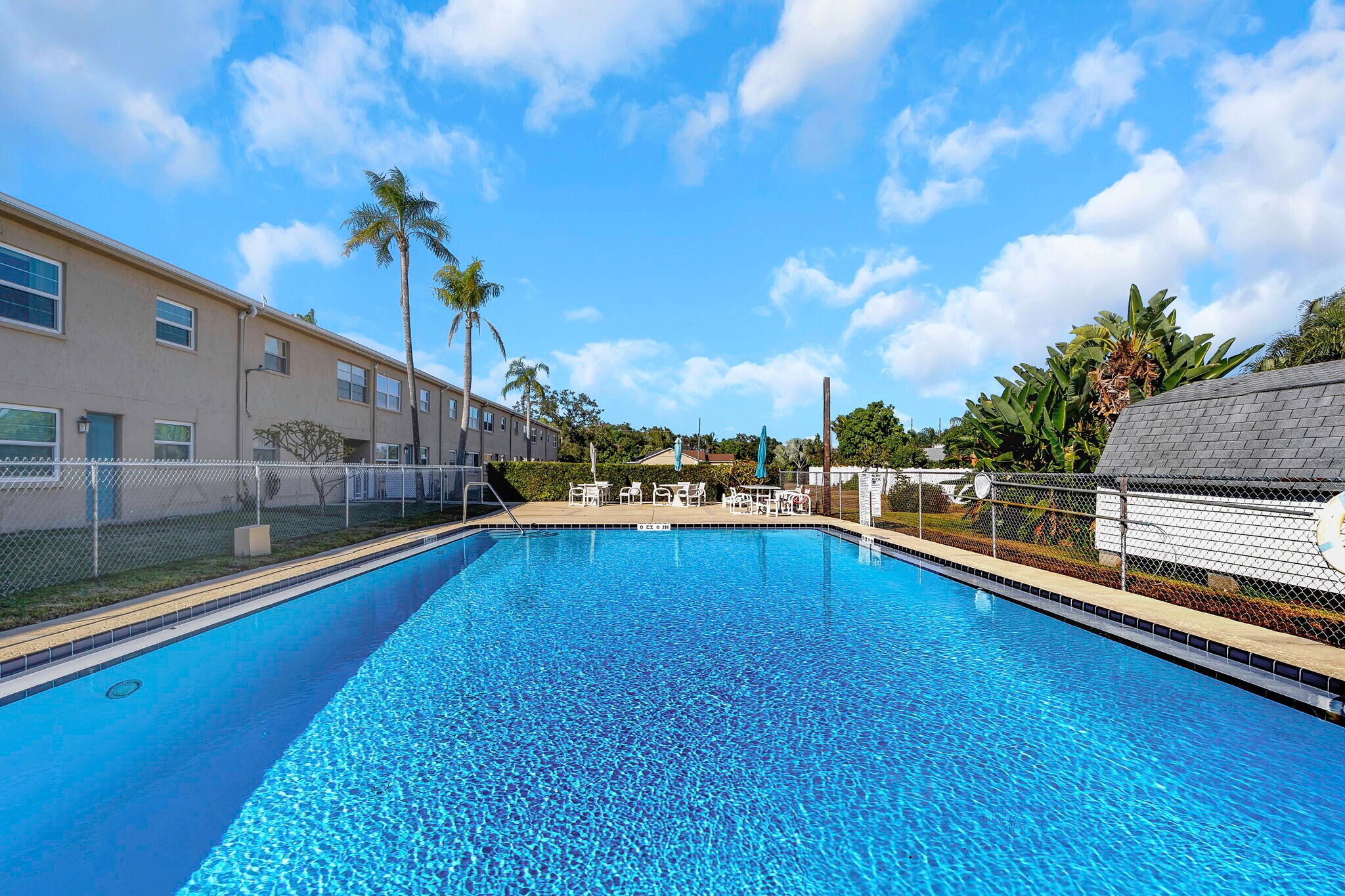 Building Photo - 12300 Park Blvd