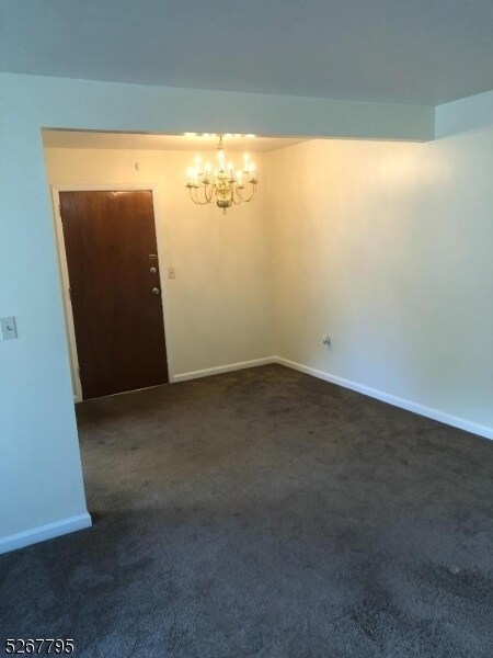 Building Photo - 263 Somerset St