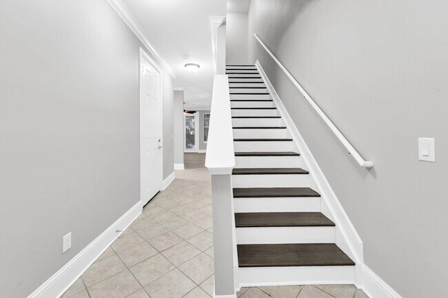 Building Photo - 59 Talon Ct