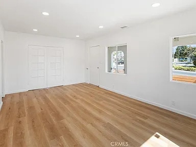 Building Photo - 6 W 23rd St