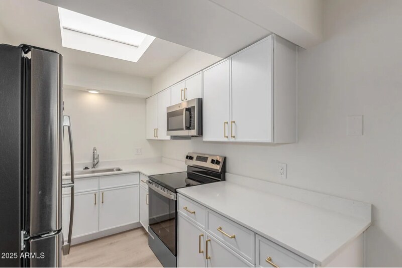 Building Photo - 4235 N 13th Pl