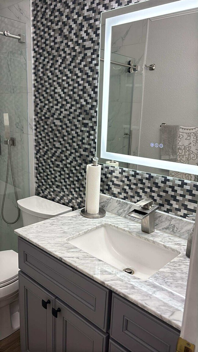 Building Photo - 1680 Gamay Cir