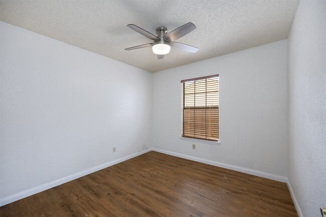 Building Photo - 4504 Keys Dr