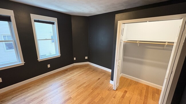 Building Photo - 117 Revere St