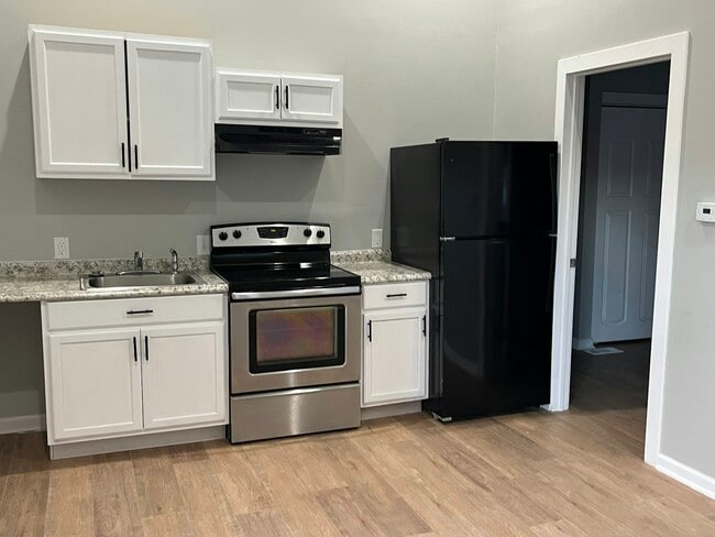 Building Photo - 1518 Howard St