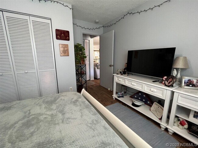 Building Photo - 802 Egret Ct