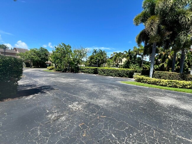 Building Photo - 6480 Contempo Ln