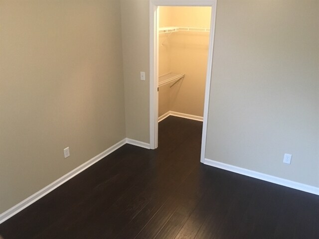 Building Photo - 586 Hollerman Ln