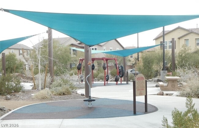 Building Photo - 2818 Frabiele St