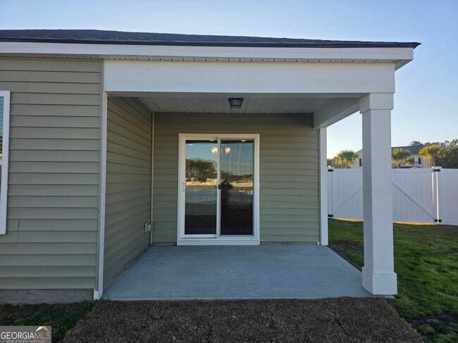 Building Photo - 234 Bellflower Cir