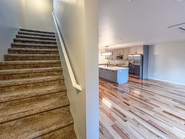 Building Photo - 13128 12th Dr SE