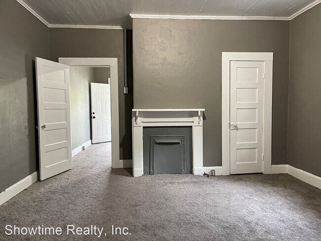 Building Photo - 1 br, 1 bath House - 2827 Waverly Ave. Unit A