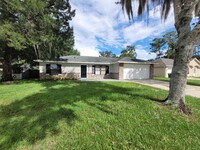 Building Photo - Deltona Home