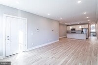 Building Photo - 713 S 51st St