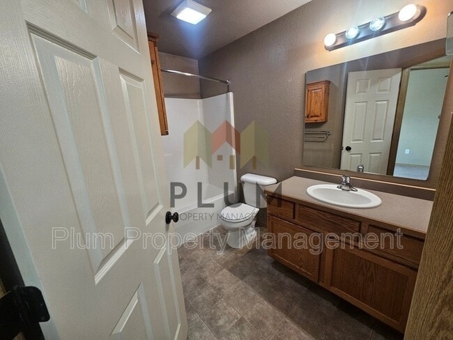 Building Photo - 4571 Potter Park Loop