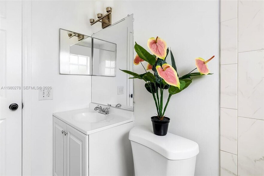 Building Photo - 2327 NW 52nd Ct