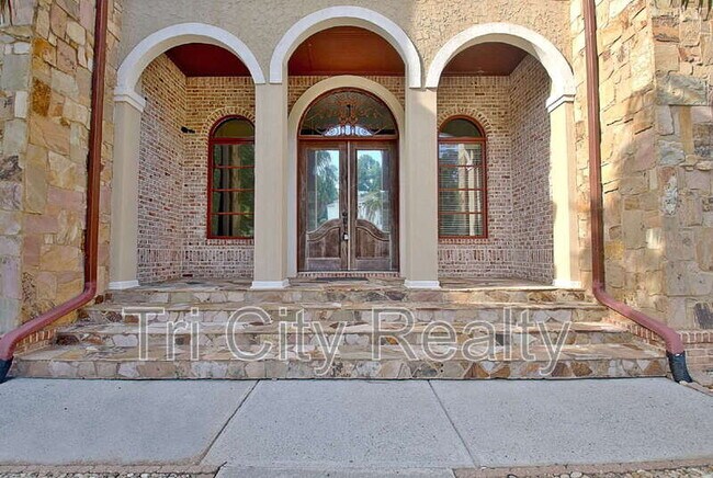 Building Photo - 250 Moss Creek Walk