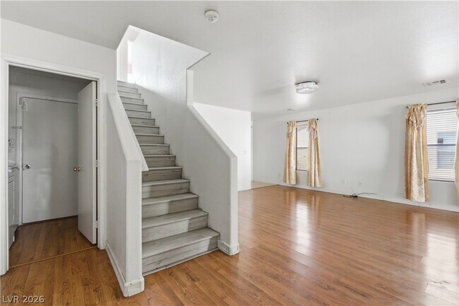 Building Photo - 5362 Walcott Dr