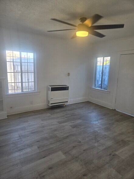 Building Photo - 331 W 49th St