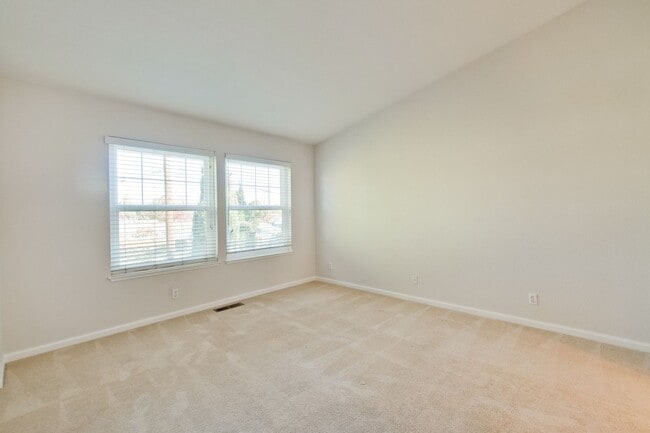 Building Photo - 4616 Hampton Falls Pl