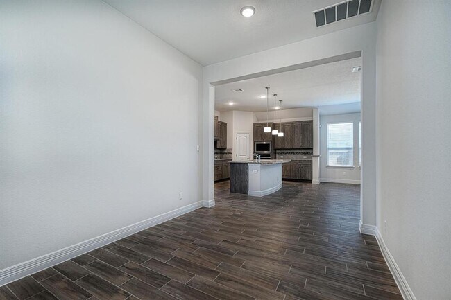 Building Photo - 126 Russet Trl