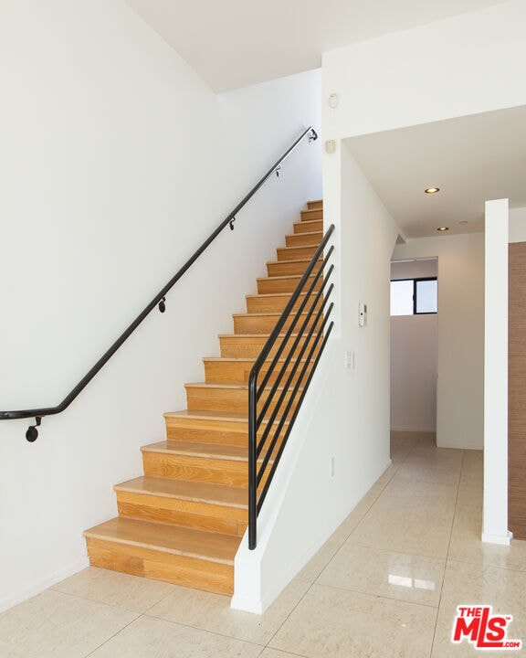 Building Photo - 8639 Whitworth Dr